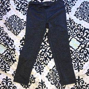 Capri yoga pants